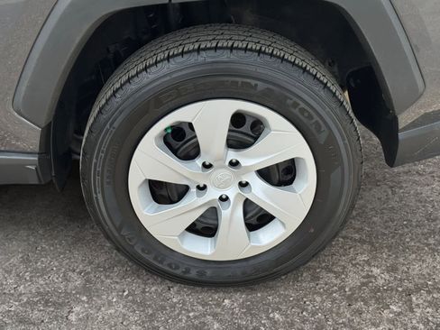 Used 2024 Toyota RAV4 LE FWD image 13