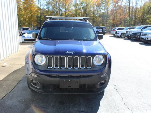 Used 2017 Jeep Renegade Latitude image 11