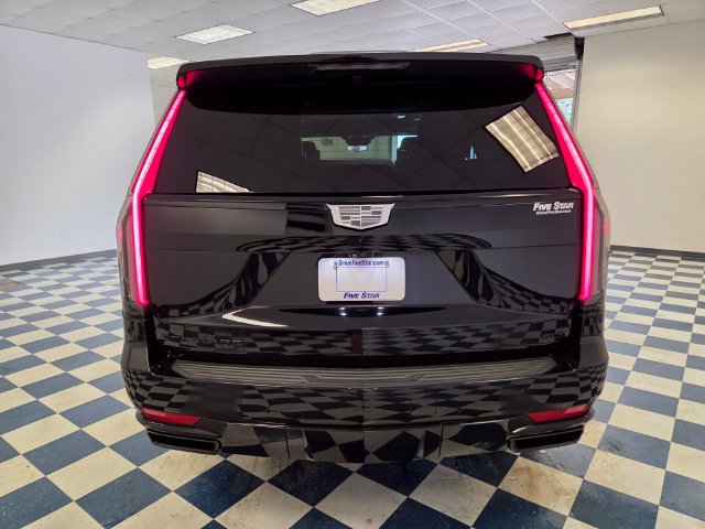 Used 2023 Cadillac Escalade Sport Platinum w/ LPO, ONYX Package AWD/4WD image 6