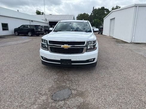 Used 2019 Chevrolet Tahoe LT image 2