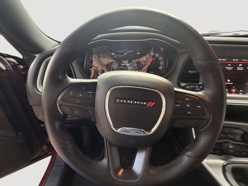 Used 2019 Dodge Challenger R/T RWD image 22