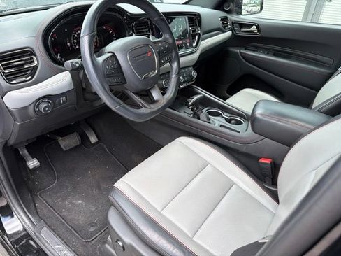 Used 2023 Dodge Durango GT RWD image 23