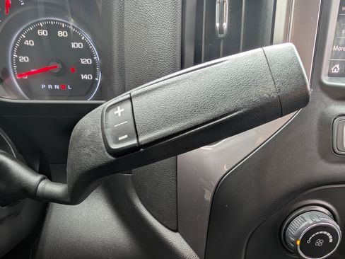 Used 2021 Chevrolet Silverado 1500 Custom image 30