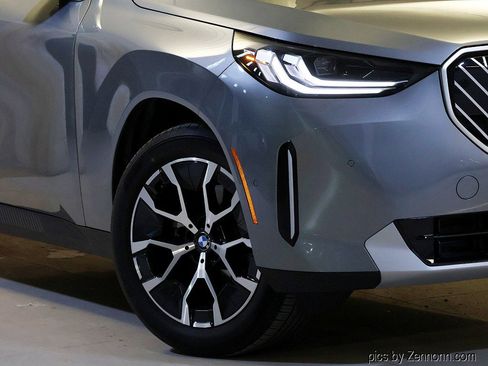 Used 2025 BMW X3 xDrive30i image 3