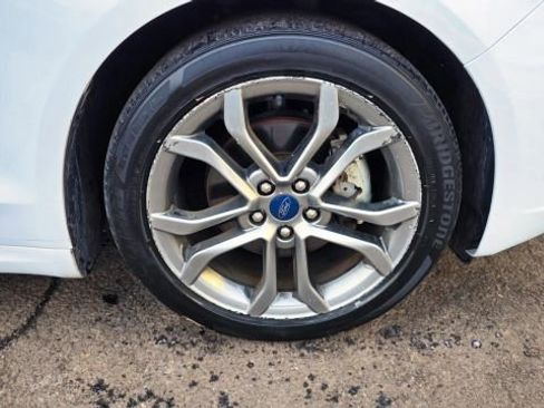 Used 2019 Ford Fusion SEL image 49