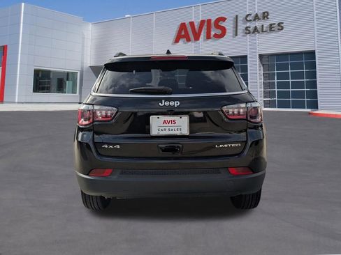 Used 2025 Jeep Compass Limited image 7