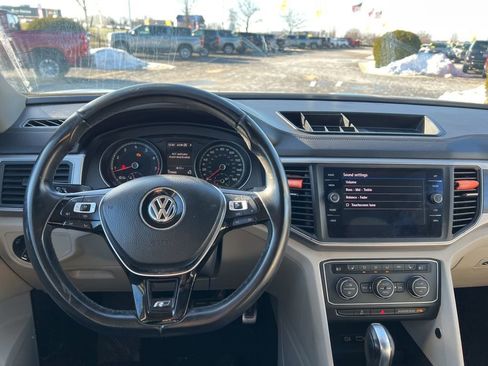 Used 2019 Volkswagen Atlas SE image 25