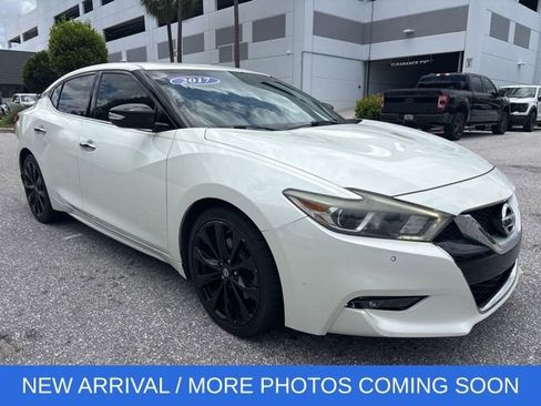 Used 2017 Nissan Maxima SR FWD image 1