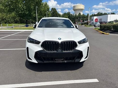 Used 2024 BMW X6 xDrive40i w/ Premium Package AWD/4WD image 8