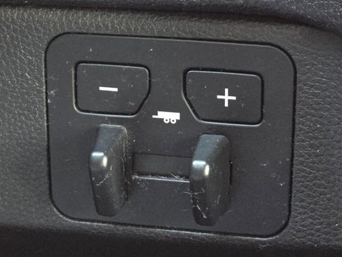 Used 2022 Toyota Tundra SR5 image 17