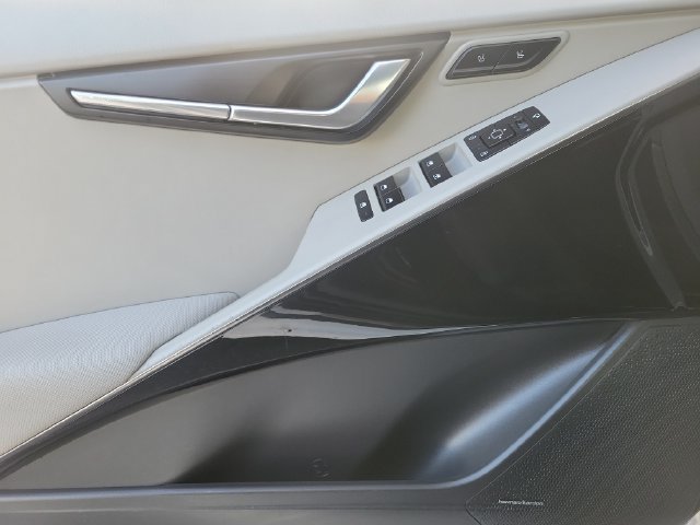 Used 2023 Kia Niro Wave FWD image 21