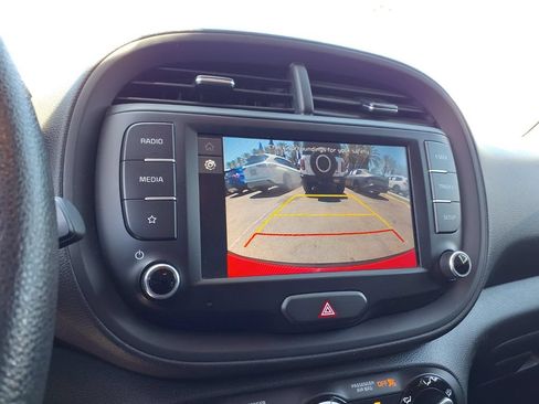 Certified 2024 Kia Soul LX w/ Option Group 015 FWD image 18
