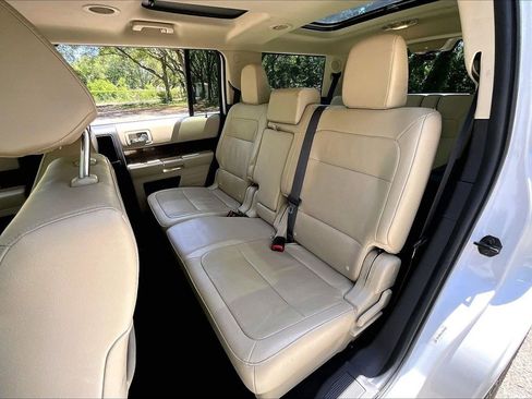 Used 2019 Ford Flex Limited w/ Equipment Group 303A AWD/4WD image 19