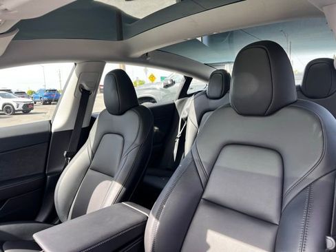 Used 2023 Tesla Model 3 Standard Range RWD image 11