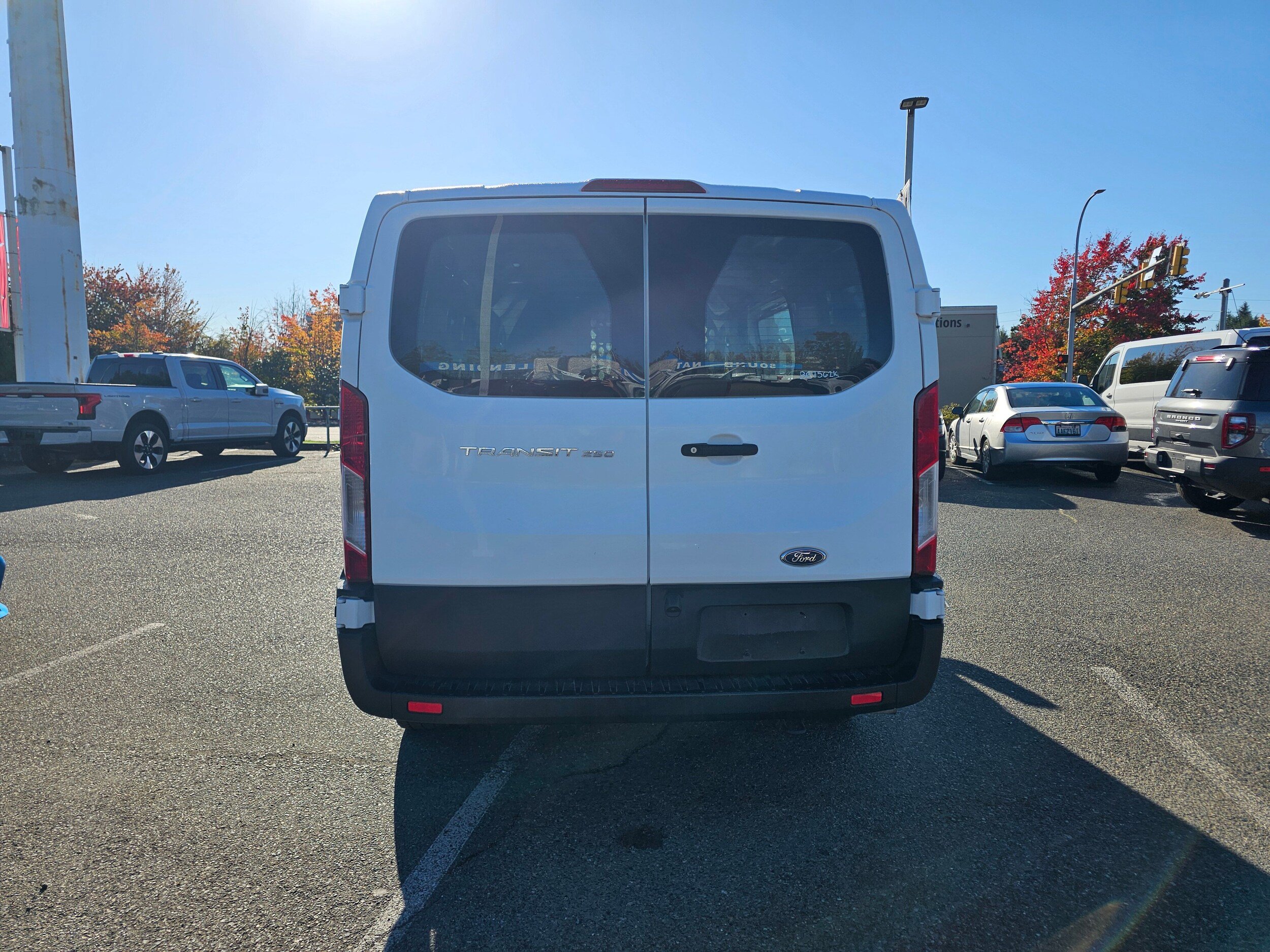 Used 2025 Ford Transit 250 Low Roof w/ Exterior Upgrade Package RWD image 6