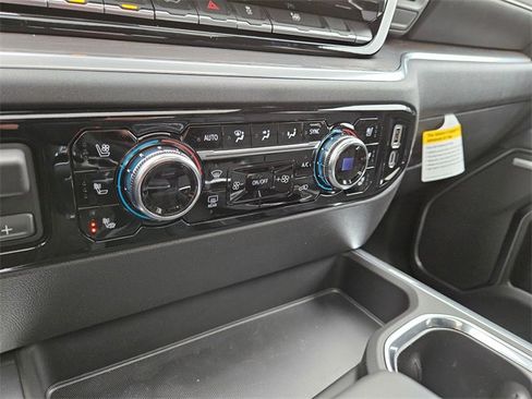 New 2025 GMC Sierra 1500 SLT w/ SLT Premium Plus Package image 26