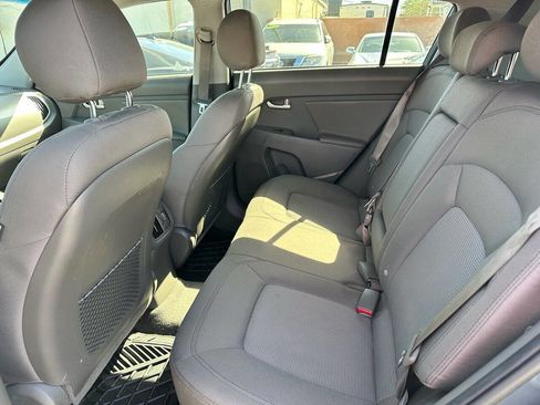 Used 2016 Kia Sportage LX image 14