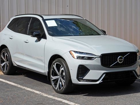 Used 2025 Volvo XC60 B5 Ultra w/ Climate Package PRO AWD/4WD image 59