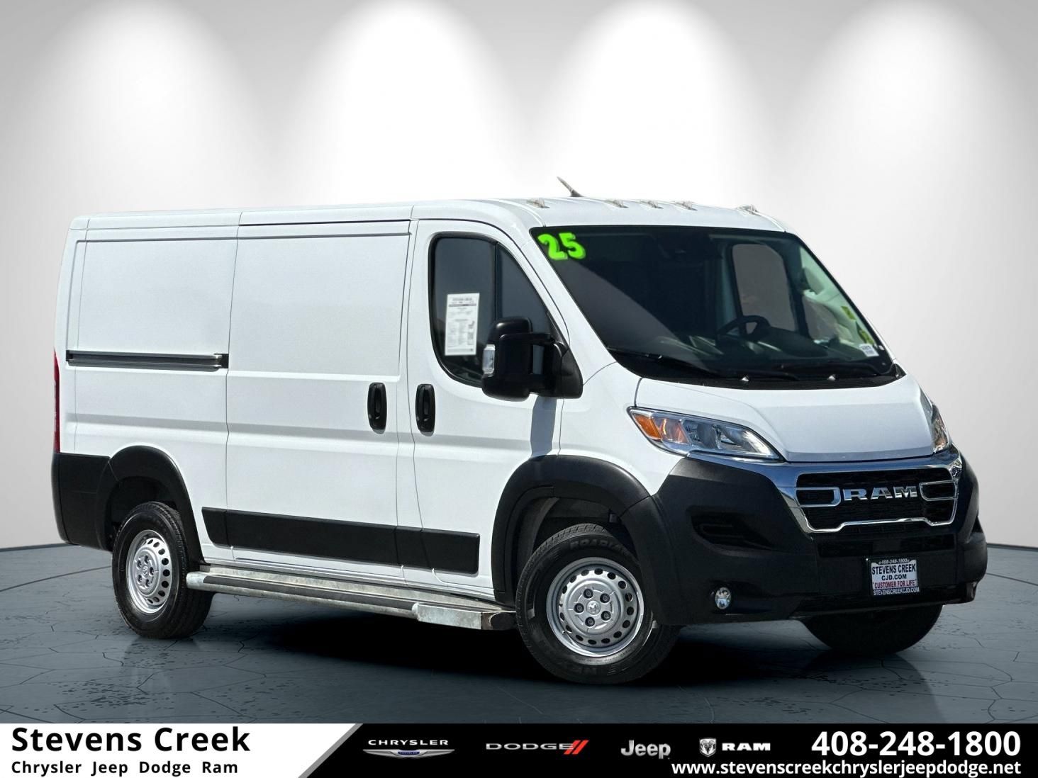 Used 2025 RAM ProMaster 2500 w/ U-Haul Equipment Group FWD image 1