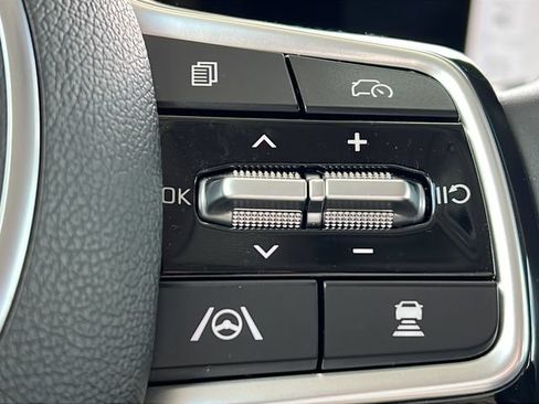 Used 2025 Kia Sorento S w/ Panoramic Sunroof Package FWD image 26