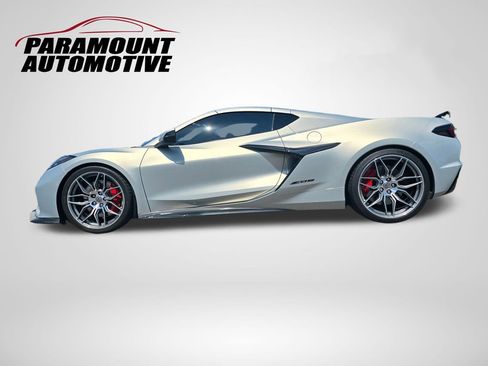 Used 2024 Chevrolet Corvette Z06 RWD image 5