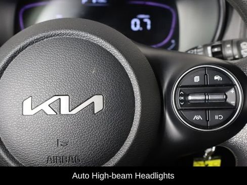 Used 2023 Kia Soul LX FWD image 10