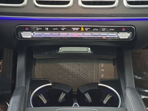 Certified 2025 Mercedes-Benz GLS 450 4MATIC image 23