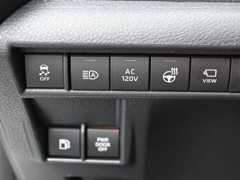 Certified 2026 Toyota Sienna Platinum AWD/4WD image 15