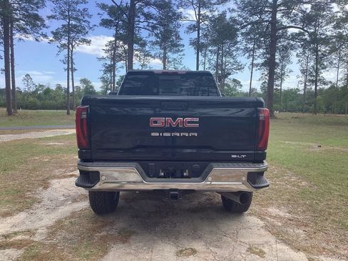 New 2026 GMC Sierra 2500 SLT w/ SLT Premium Package AWD/4WD image 3