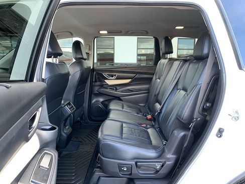 Used 2022 Subaru Ascent Limited image 28