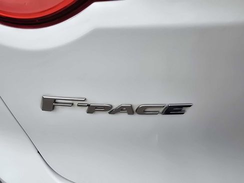 Used 2019 Jaguar F-PACE S AWD/4WD image 29