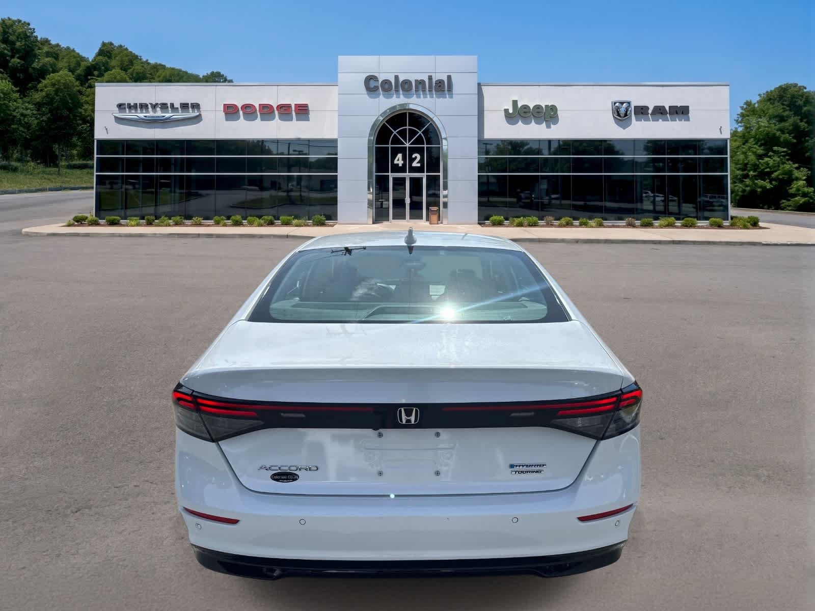 Used 2023 Honda Accord Touring image 4