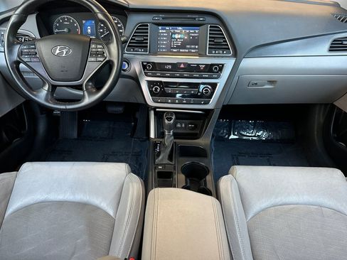 Used 2017 Hyundai Sonata Sport w/ Value Edition Package 02 FWD image 14