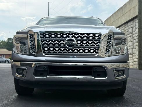 Used 2017 Nissan Titan SL RWD image 39