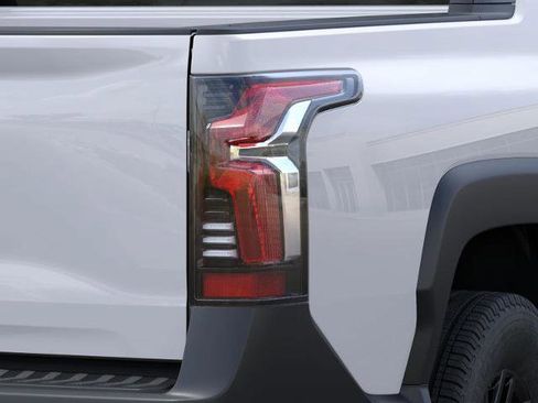 New 2026 Chevrolet Silverado EV LT AWD/4WD image 36
