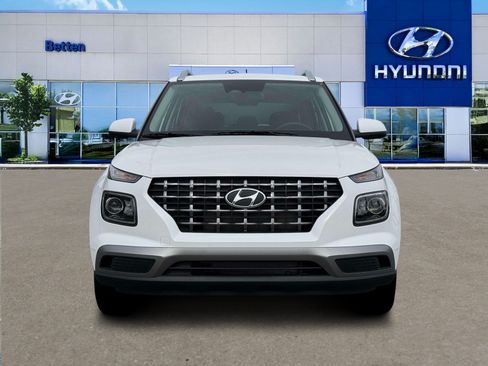 New 2026 Hyundai Venue SEL FWD image 12