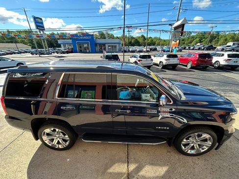 Used 2019 Chevrolet Tahoe Premier AWD/4WD image 6