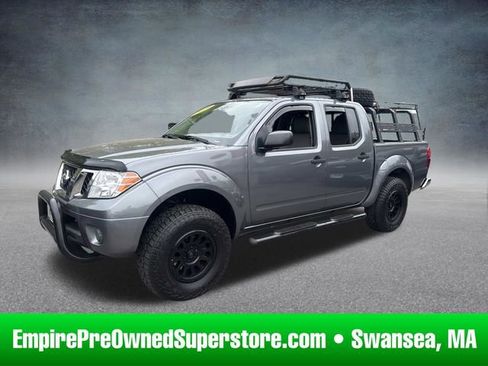 Used 2019 Nissan Frontier SV AWD/4WD image 1