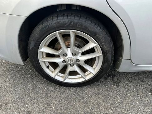 Used 2009 Nissan Maxima 3.5 SV w/ Premium Pkg image 16