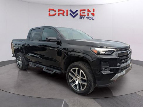 Used 2024 Chevrolet Colorado Z71 w/ Z71 Convenience Package 2 image 7