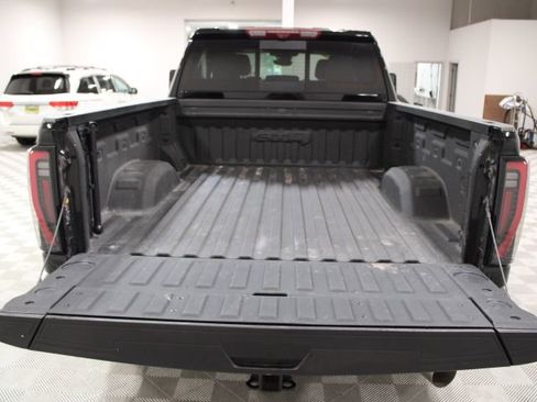 Used 2024 GMC Sierra 2500 AT4 w/ Technology Package image 47