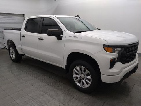 Used 2022 Chevrolet Silverado 1500 Custom RWD image 11