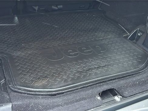 Used 2014 Jeep Wrangler Unlimited Sahara w/ Connectivity Group image 27