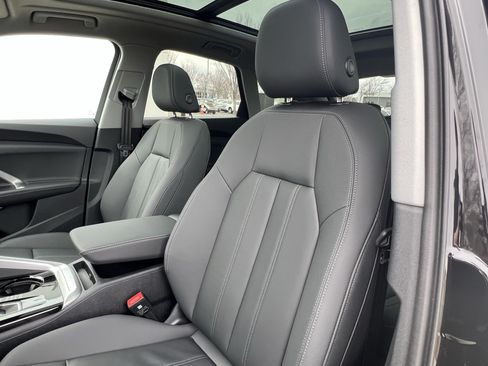 Used 2025 Audi Q5 Premium AWD/4WD image 15