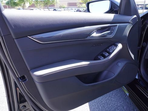 New 2026 Cadillac CT5 V image 14