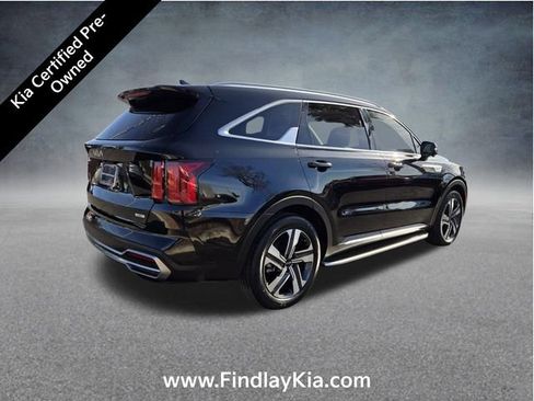 Certified 2023 Kia Sorento SX Prestige w/ Panoramic Sunroof Package image 6