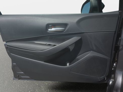 Used 2026 Toyota Corolla SE FWD image 26