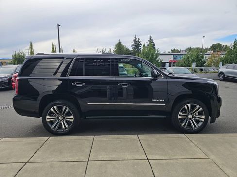 Used 2019 GMC Yukon Denali w/ Denali Ultimate Package AWD/4WD image 8