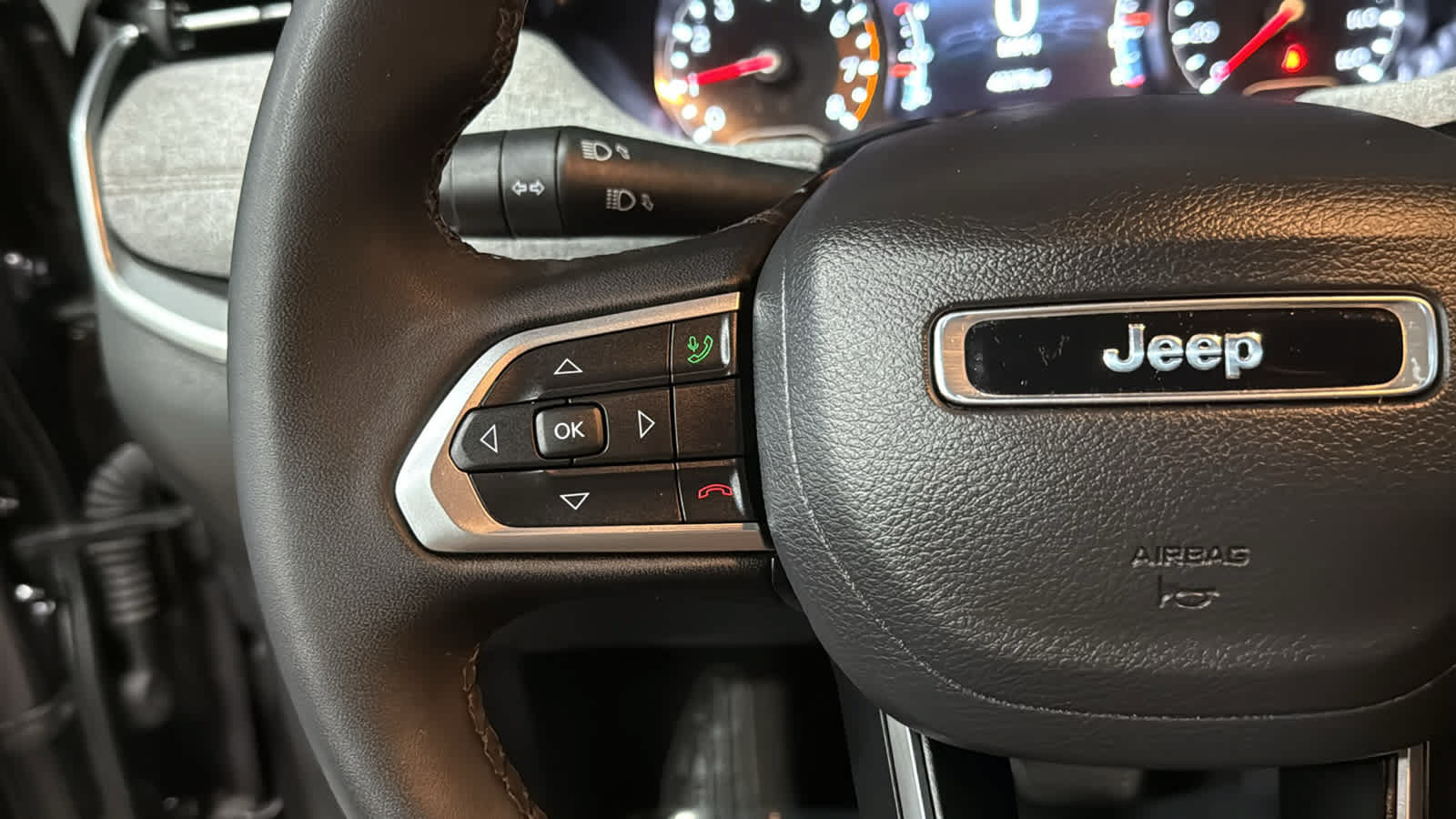 Used 2024 Jeep Compass Latitude AWD/4WD image 13