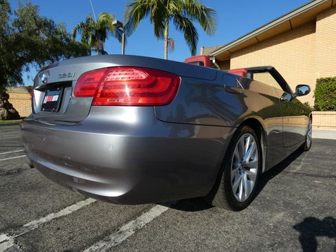 Used 2013 BMW 328i Convertible image 10